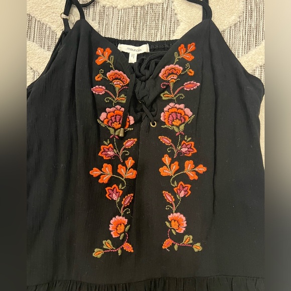 Worn once, adorable summer tank! - Picture 2 of 2